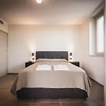 Vinory Bricco Di Nizza Apart Otel