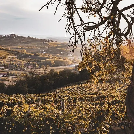 Vinory Bricco Di Nizza 4*