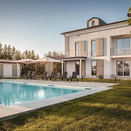 Vinory Bricco Di Nizza Apartmanhotel